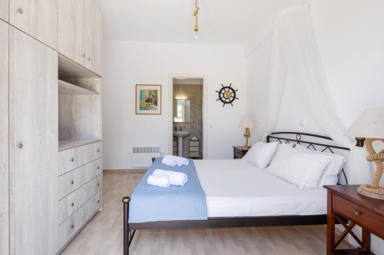 Cycladic Villa With Sea View! Ioulis 외부 사진